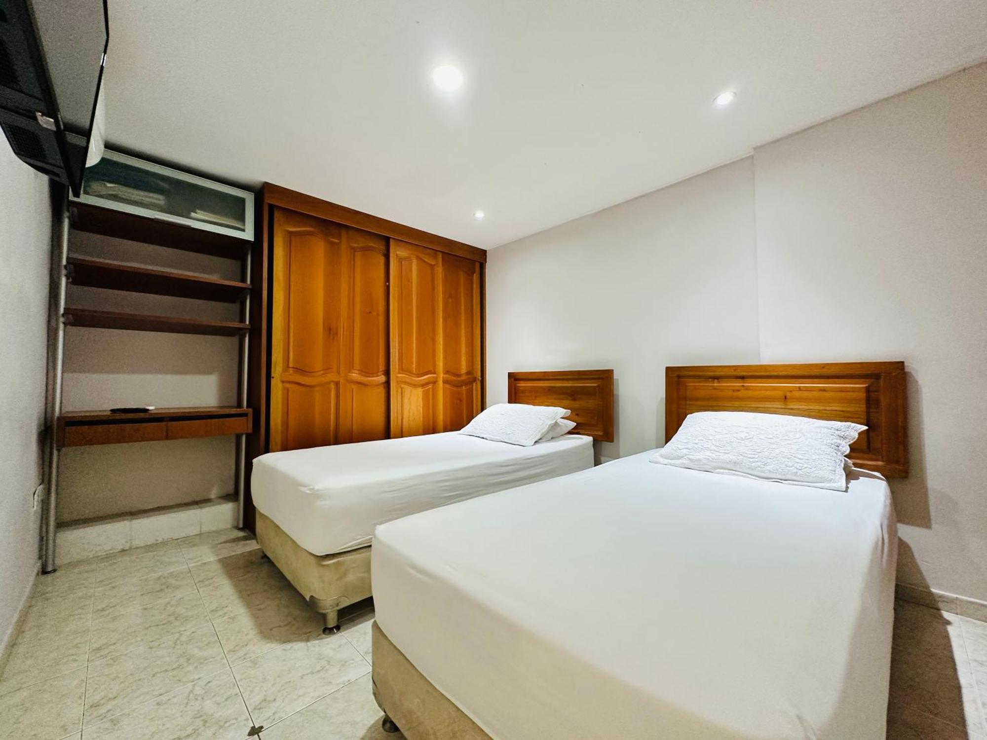 Apartamento Alvarez Картахена Экстерьер фото